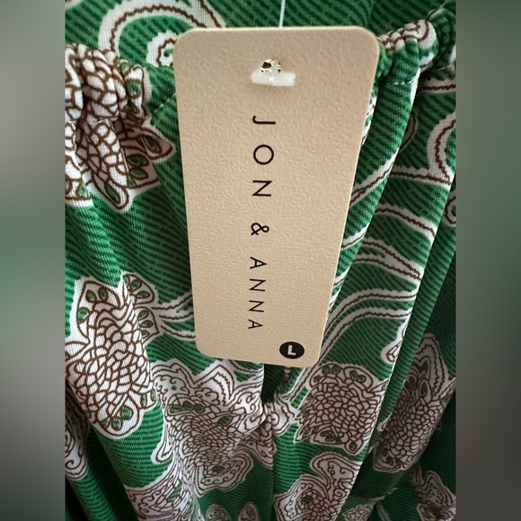 Green Sleeveless Maxi-dress. Perfect for summer! Size Large - Picture 3 of 9